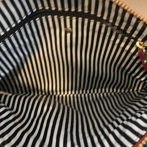 Kate Spade New York Jackson street burgundy leather crossbody purse - Picture 5 of 11